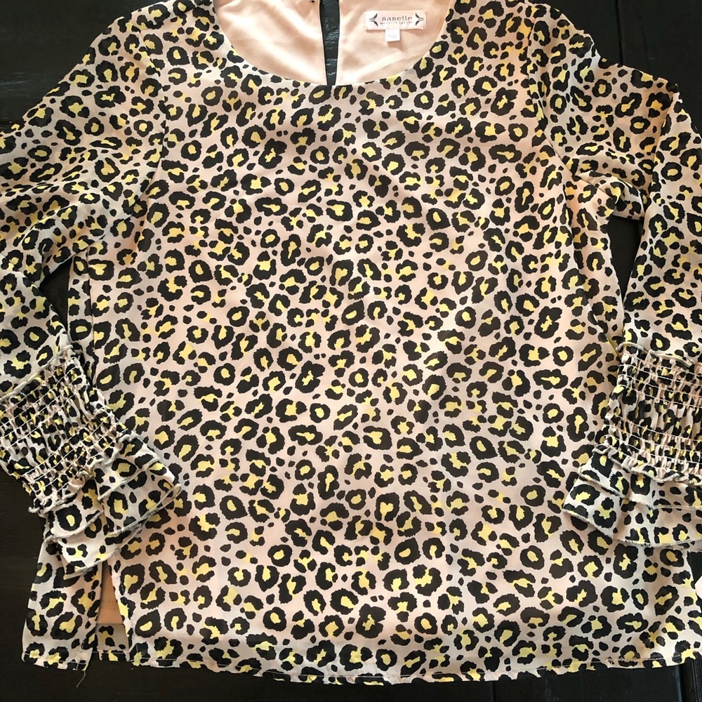 NWT-Nanette Lepore animal print top